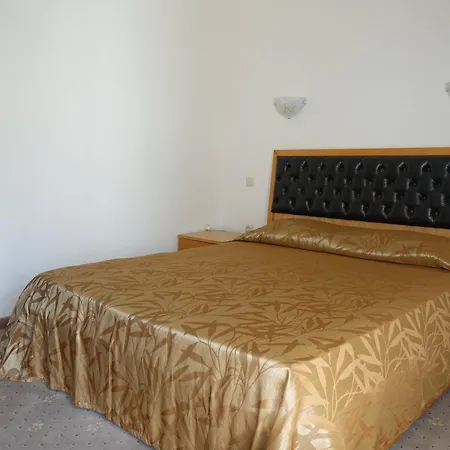 Incognito Hotel 3*